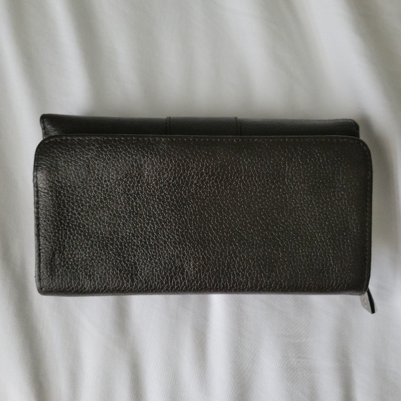 Danier Genuine Leather Wallet (Dark Brown) - Picture 7 of 12